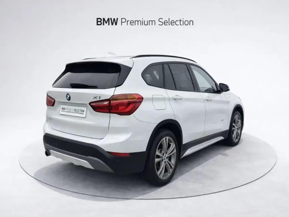 Usado BMW X1 Executive 140 CV (102 kW) 2017 Blanco SUV