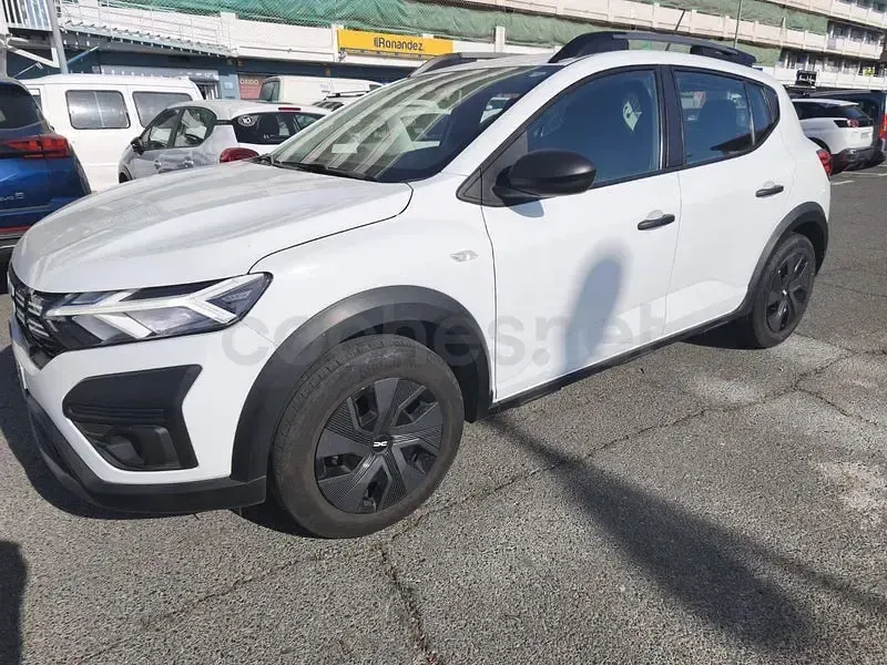 Usado Dacia Sandero Essentiel 91 CV (66 kW) 2024 Blanco Berlina
