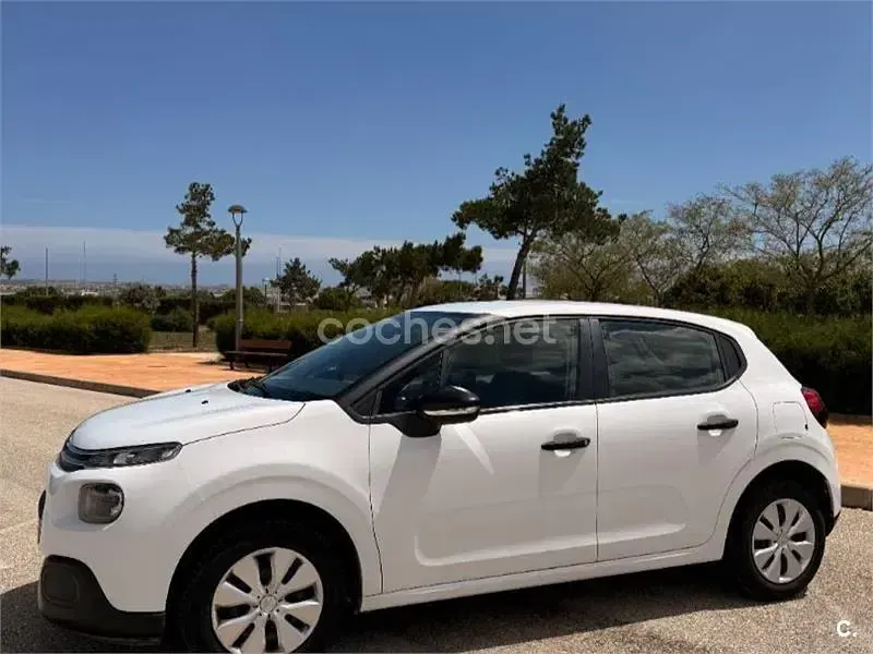 Usado Citroën C3 Live 68 CV (50 kW) 2017 Blanco Berlina