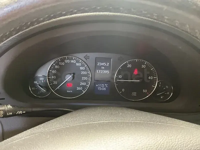 Usado Mercedes C200 Sport Edition 122 CV (89 kW) 2005 Azul Berlina