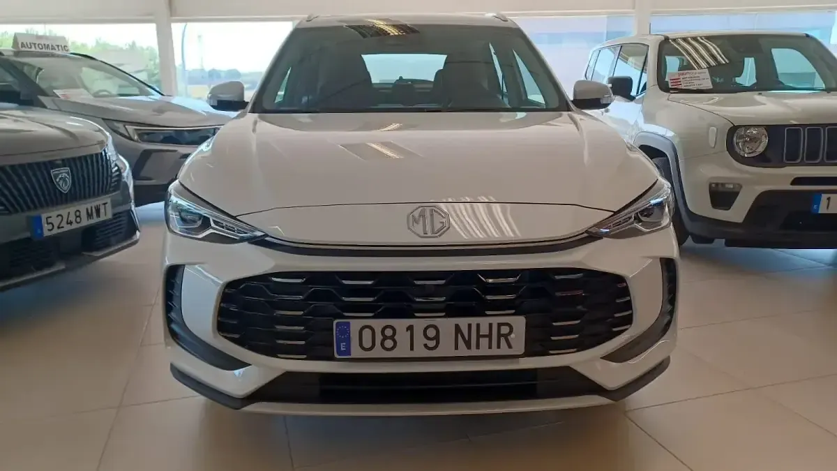 Usado MG ZS Luxury 197 CV (144 kW) 2025 Otro SUV