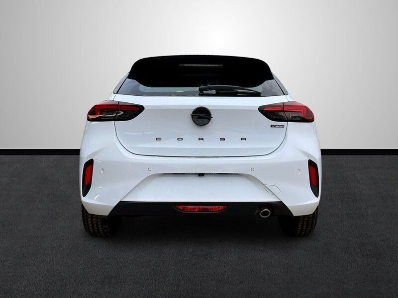 Usado Opel Corsa S 100 CV (73 kW) 2024 Blanco Utilitario