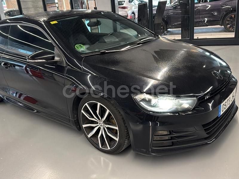 Usado VW Scirocco R-line 125 CV (91 kW) 2015 Negro Coupe