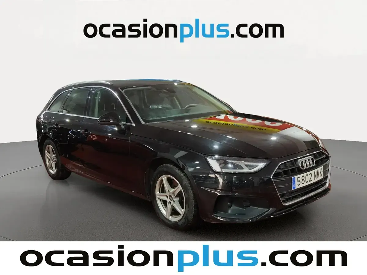 Käytetty Audi A4 Advanced Plus 150 HP (110 kW) 2023 Musta Farmari
