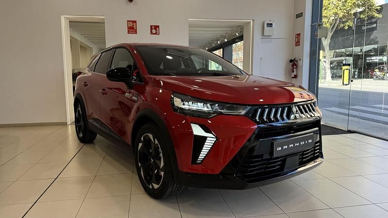 Nuevo Mitsubishi Grandis 158 CV (116 kW) 2025 Rojo SUV