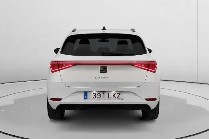 Usado Seat Leon Style 130 CV (95 kW) 2020