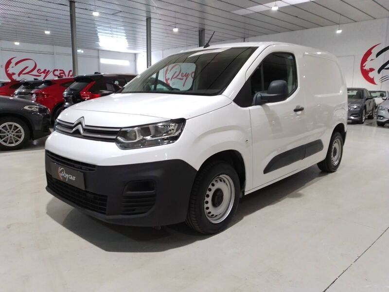 Usado Citroën Berlingo 75 CV (55 kW) 2019 Blanco Monovolumen