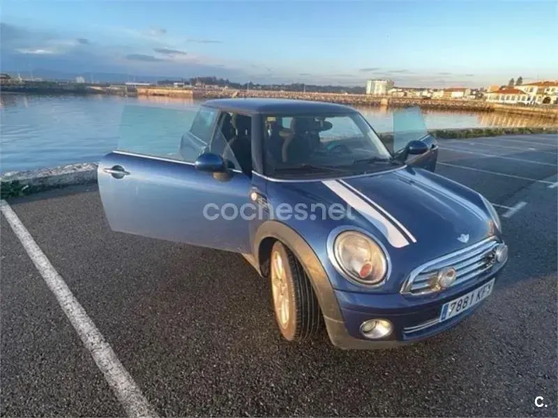 Usado Mini Cooper 116 CV (85 kW) 2007 Azul Utilitario