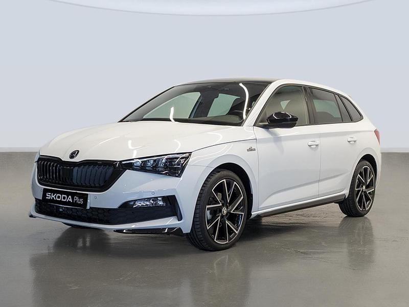 Blanco Usado 2023 Skoda Scala Monte Carlo Utilitario | 22.900 € (Precio justo) - Imagen 1/4