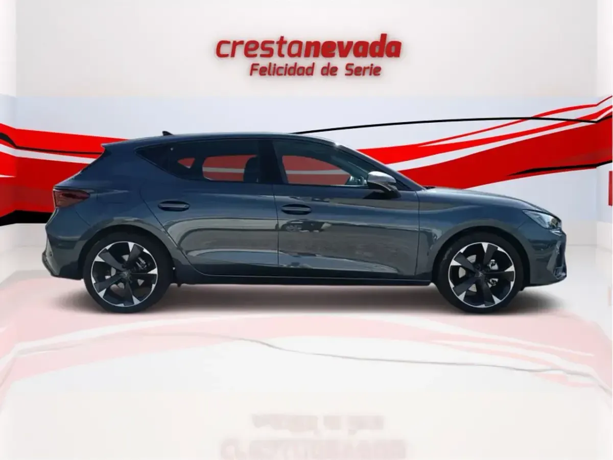 Usado Cupra Leon 150 CV (110 kW) 2024 Gris