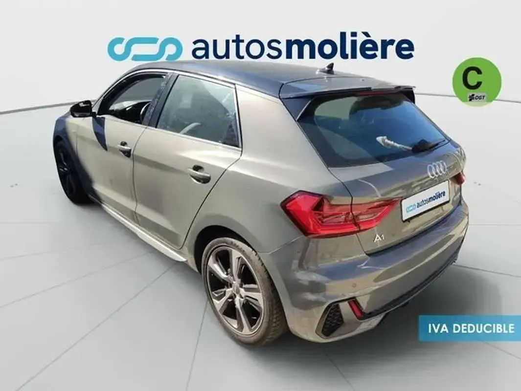 Usado Audi A1 Comfort 116 CV (85 kW) 2020 Gris SUV