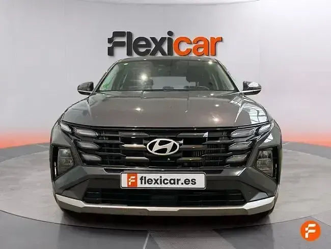 Usado Hyundai Tucson 160 CV (117 kW) 2025 Gris SUV
