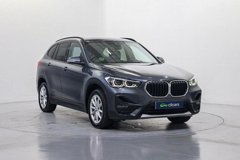 Usado BMW X1 150 CV (110 kW) 2022 Gris / plata SUV