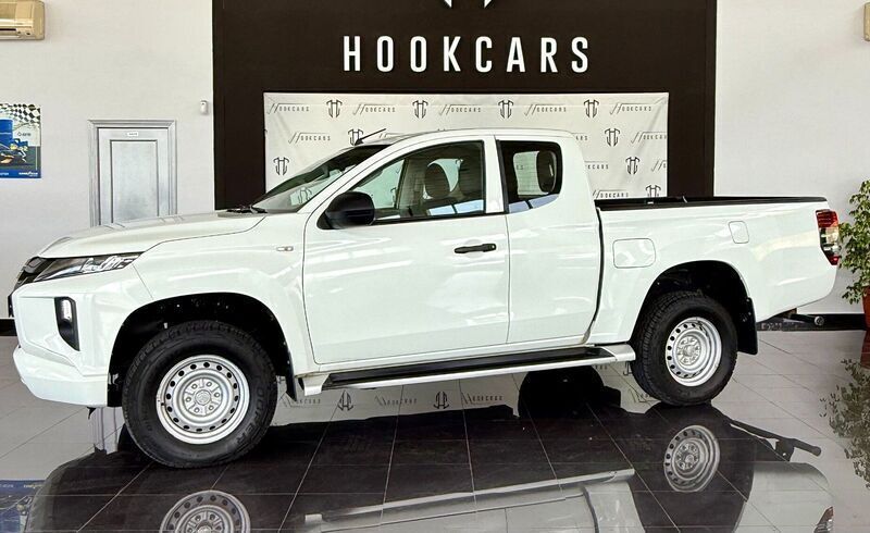 Blanco Usado 2020 Mitsubishi L200 Recogida | 23.400 € (Buen precio) - Imagen 1/4