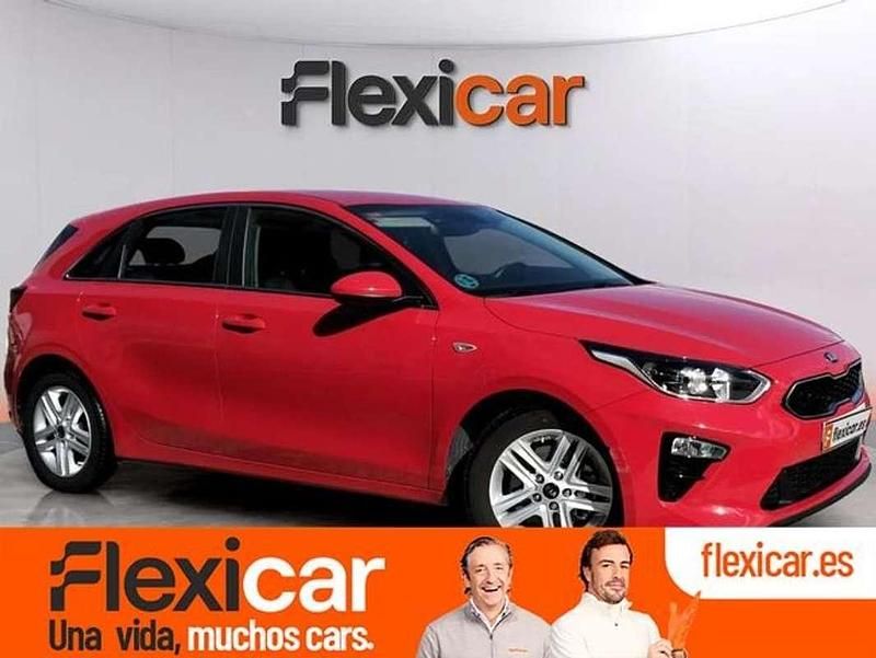 Usado Kia Ceed 120 CV (88 kW) 2019 Rojo Utilitario