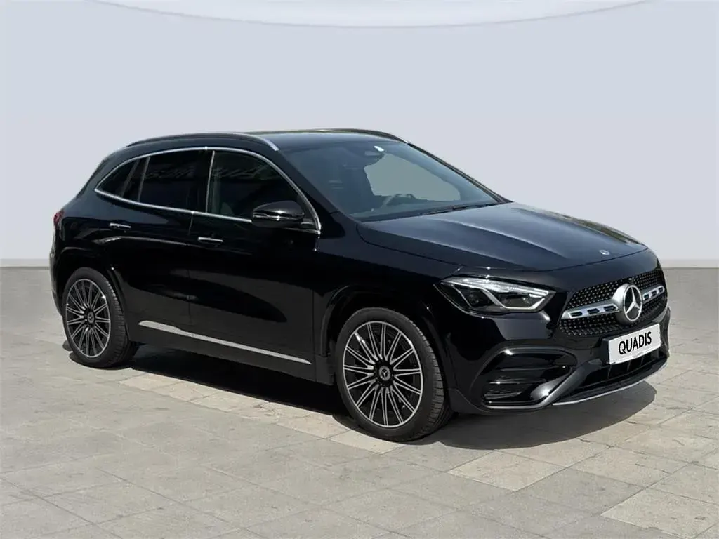 Nuevo Mercedes GLA200 163 CV (119 kW) 2026 Negro noche SUV