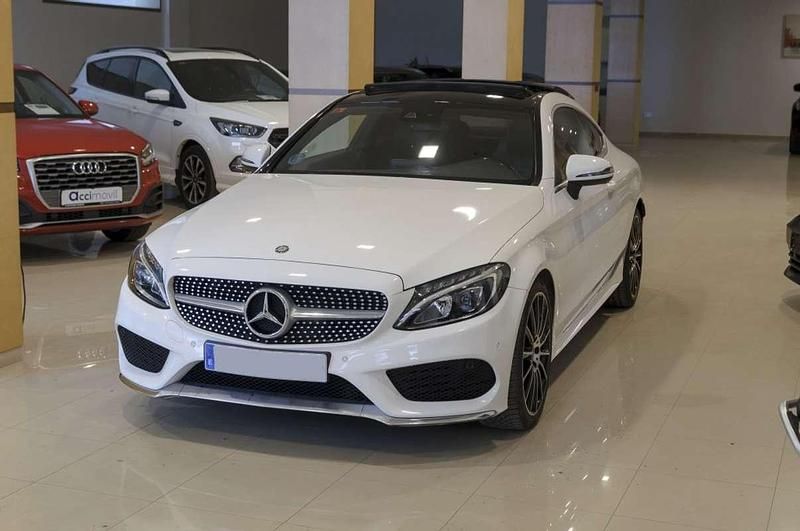 Używany Mercedes C220 170 KM (125 kW) 2017 Biały Coupe