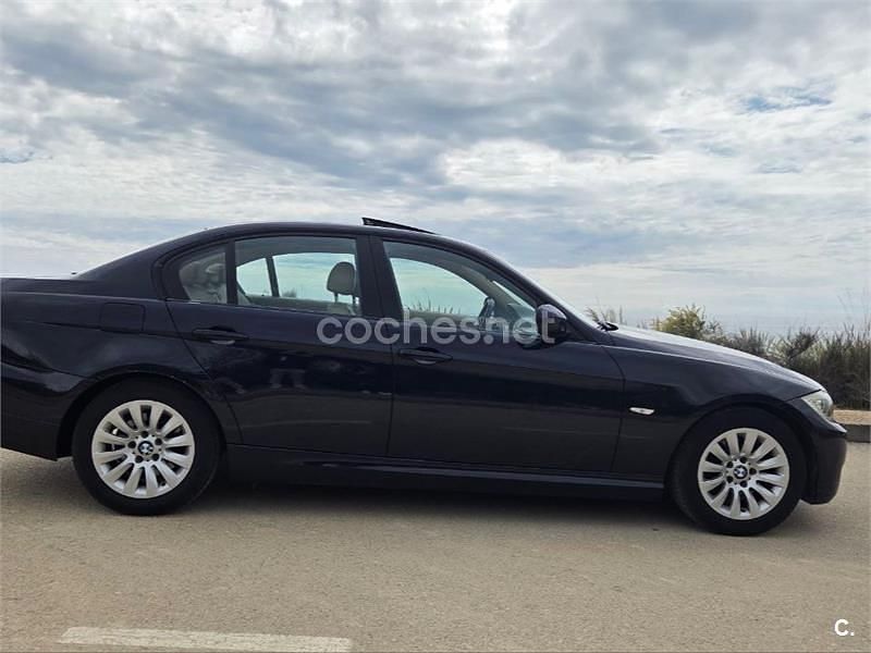 Usado BMW 318 129 CV (94 kW) 2008 Negro Berlina
