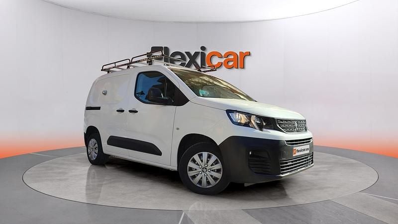 Usado Peugeot Partner 110 CV (80 kW) 2021 Blanco Monovolumen