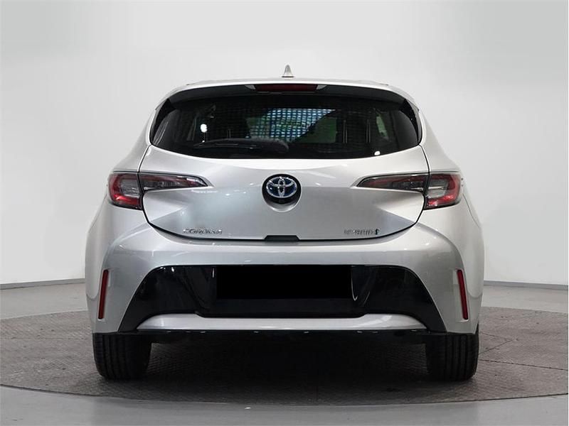 Usado Toyota Corolla Active 122 CV (89 kW) 2021 Plata Utilitario