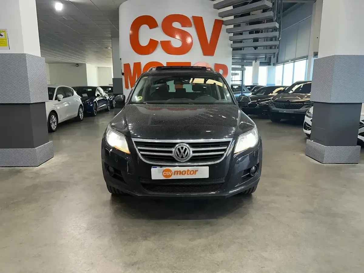 Używany VW Tiguan Sport 140 KM (102 kW) 2008 Czarny SUV