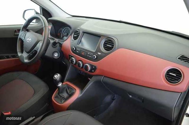 Usado Hyundai i10 66 CV (48 kW) 2019 Blanco Utilitario