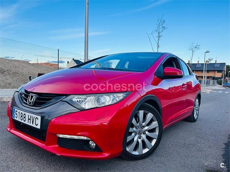 Rojo Usado 2014 Honda Civic Executive Berlina | 9800 € (Precio justo) - Imagen 1/4