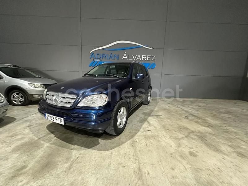 Usado Mercedes ML270 163 CV (119 kW) 2005 Azul SUV