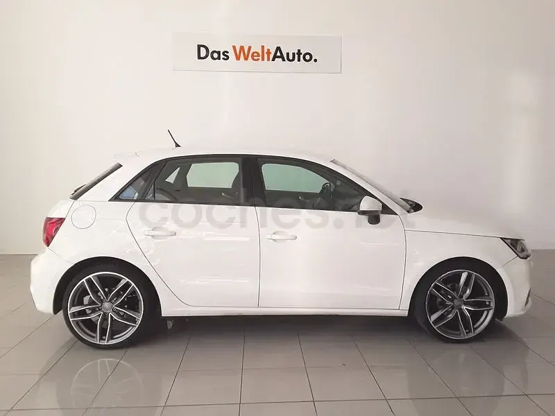Usado Audi A1 Sportback Attraction 90 CV (66 kW) 2016 Blanco Utilitario