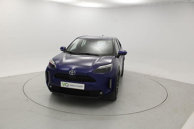Azul Usado 2022 Toyota Yaris Hybrid Active SUV | 24.900 € (Precio justo) - Imagen 1/4