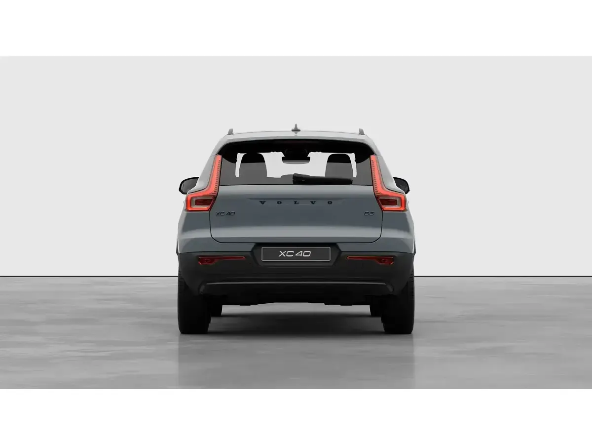 Nuevo Volvo XC40 Core 163 CV (119 kW) 2025 Gris SUV