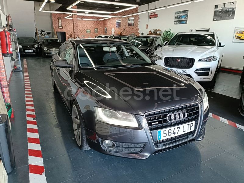 Gris / plata Usado 2011 Audi A5 Sportback Sport Berlina | 12.995 € (Buen precio) - Imagen 1/4