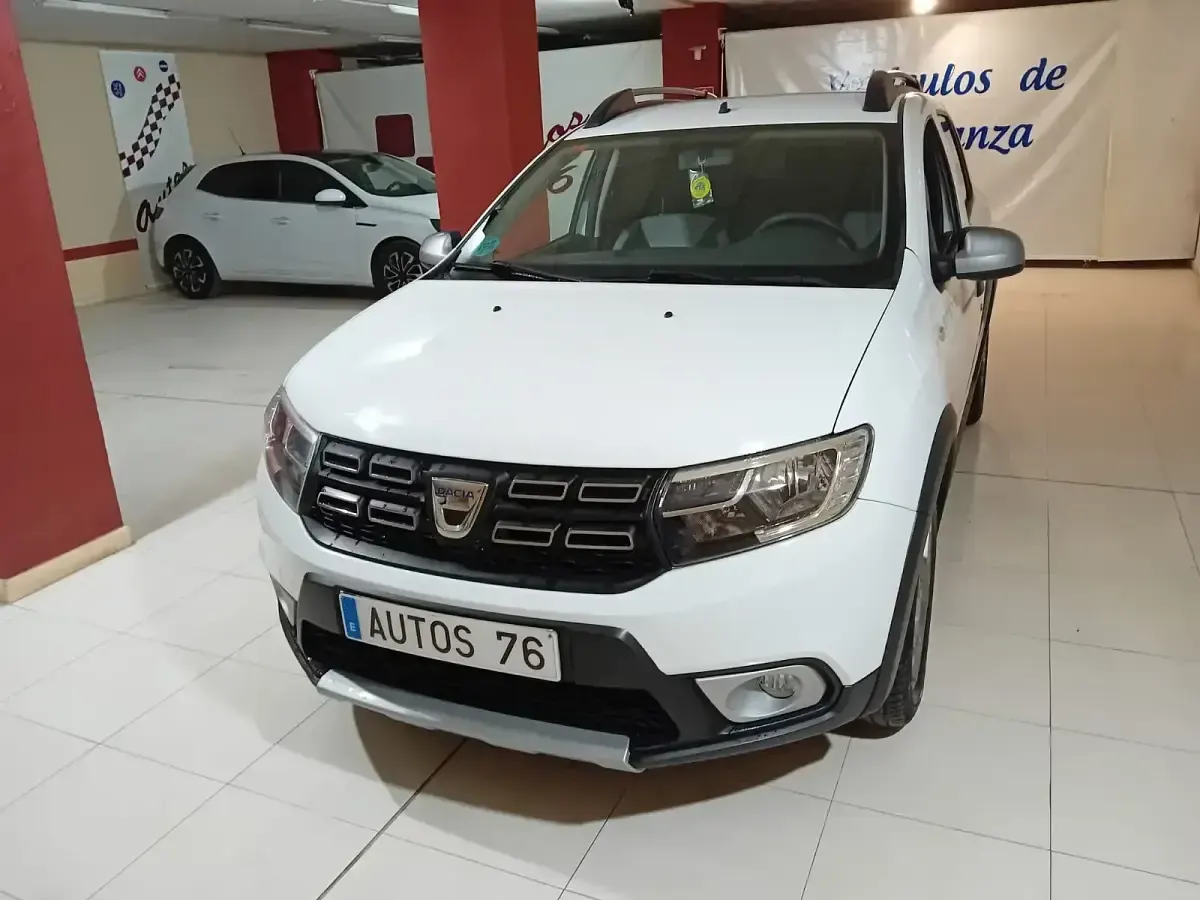 Usado Dacia Sandero Lauréate 90 CV (66 kW) 2018 Blanco