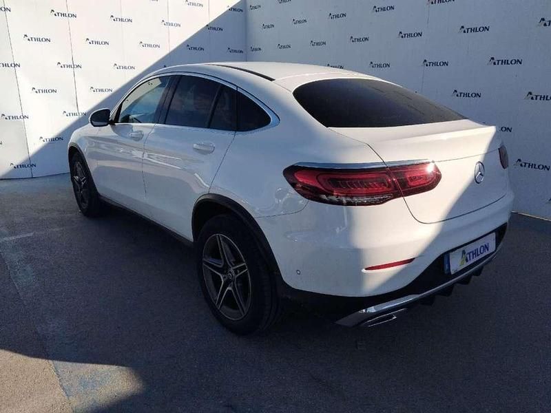 Usado Mercedes GLC220 194 CV (142 kW) 2022 Blanco Coupe