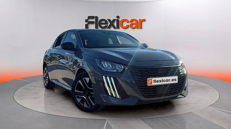 Usado Peugeot 208 Allure 101 CV (74 kW) 2025 Utilitario