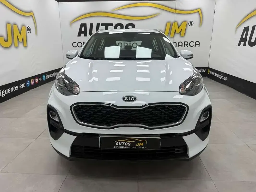 Usado Kia Sportage 136 CV (100 kW) 2021 Blanco SUV