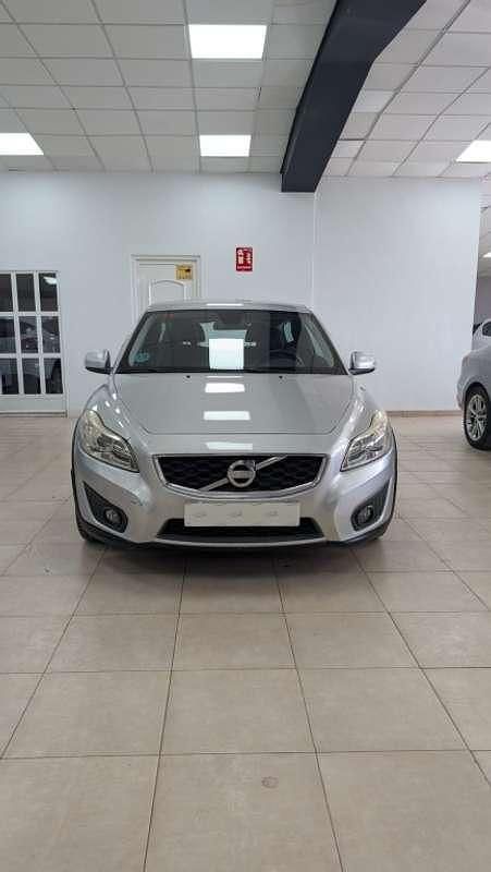 Usado Volvo C30 Momentum 145 CV (106 kW) 2010 Gris Utilitario