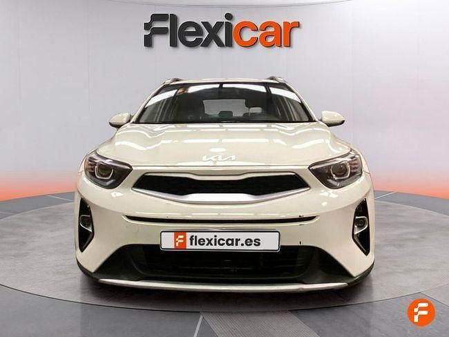 Usado Kia Stonic 100 CV (73 kW) 2022 Blanco SUV
