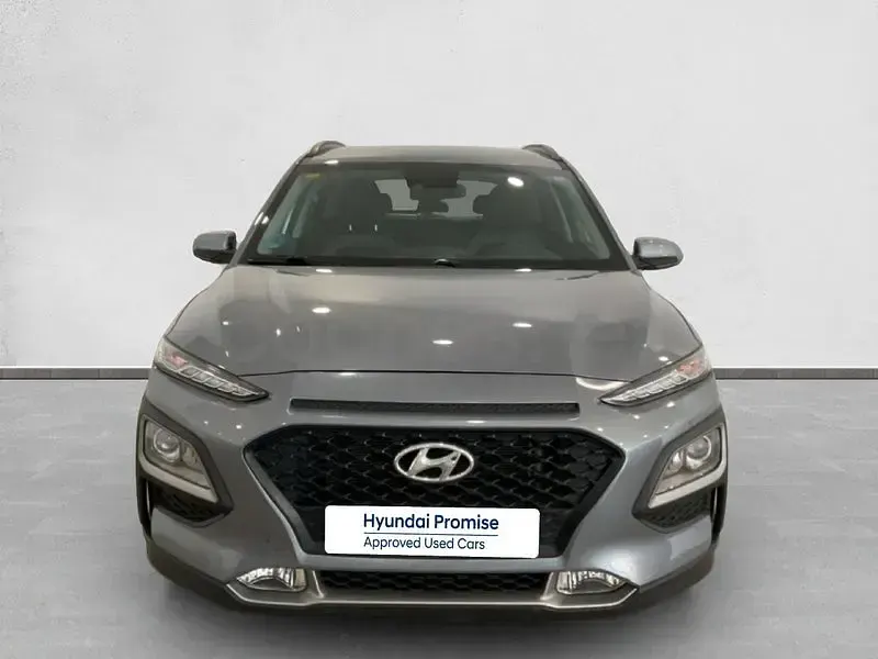 Usado Hyundai Kona 141 CV (103 kW) 2020 Gris / plata SUV