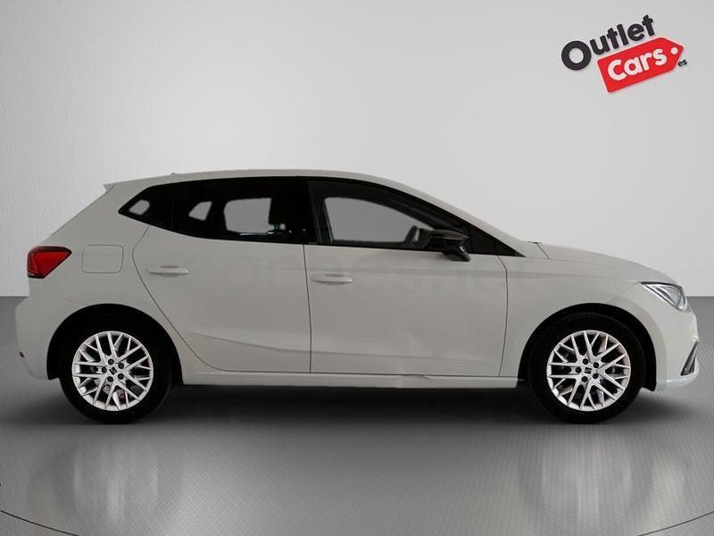 Usado Seat Ibiza FR 115 CV (84 kW) 2024 Blanco Utilitario