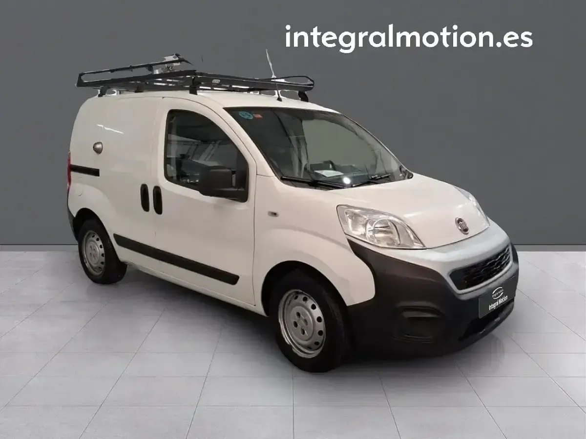 Usado Fiat Fiorino 95 CV (69 kW) 2021 Blanco Monovolumen