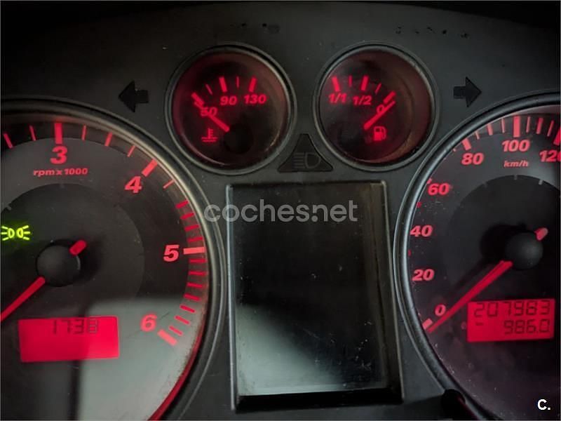 Usado Seat Ibiza 64 CV (47 kW) 2005 Azul Utilitario