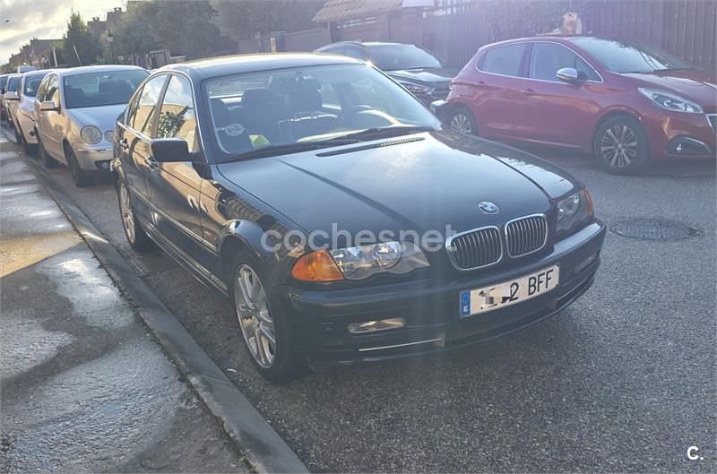 Usado BMW 330 231 CV (169 kW) 2001 Negro Berlina