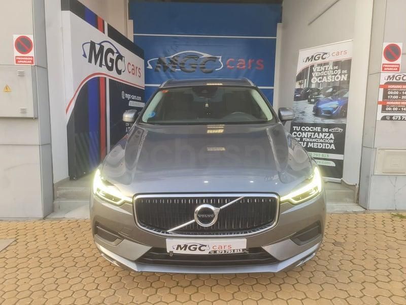 Usado Volvo XC60 Momentum 190 CV (139 kW) 2021 Gris / plata SUV