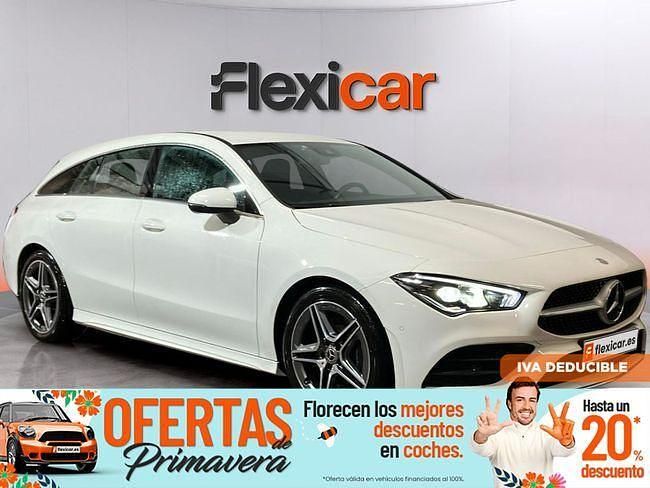 Usado Mercedes CLA200 Shooting Brake 163 CV (119 kW) 2021 Blanco Familiar