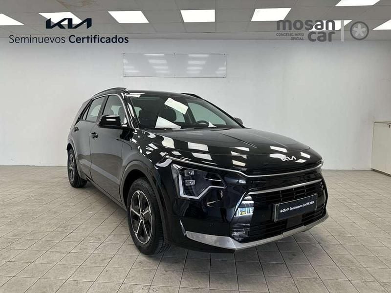 Usado Kia Niro 141 CV (103 kW) 2024 Negro SUV