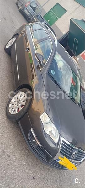 Marrón Usado 2007 VW Passat Trendline Familiar | 5200 € (Un poco caro) - Imagen 1/4