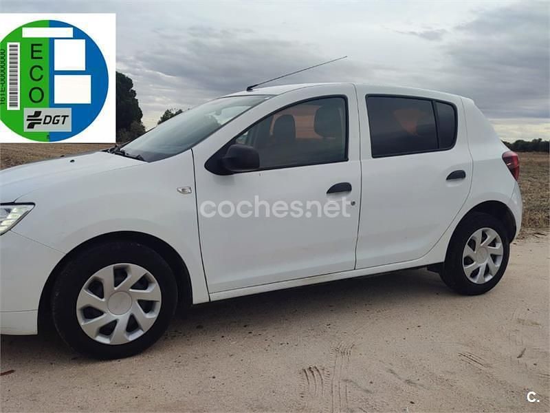 Usado Dacia Sandero Essentiel 90 CV (66 kW) 2019 Blanco Berlina