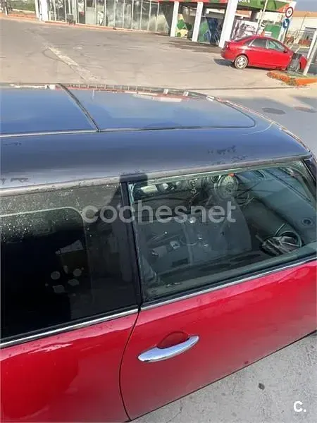 Usado Mini ONE 90 CV (66 kW) 2002 Rojo Utilitario