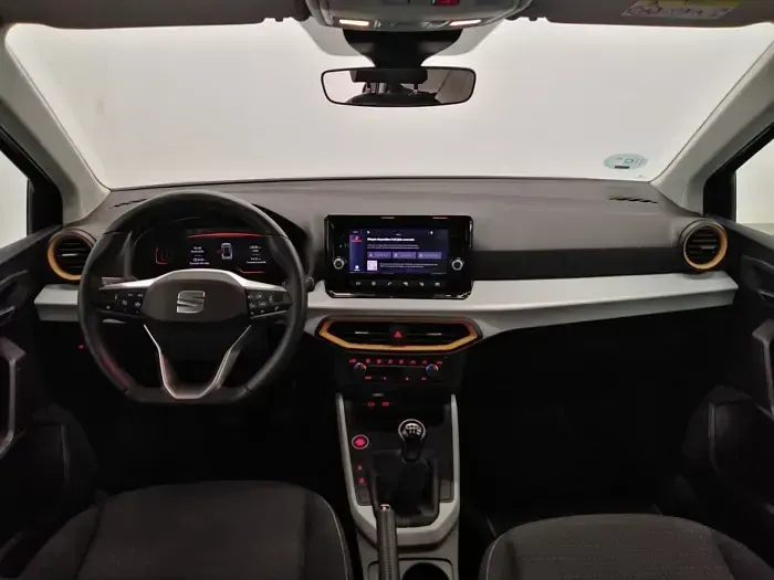 Usado Seat Arona Style 115 CV (84 kW) 2025 Negro SUV